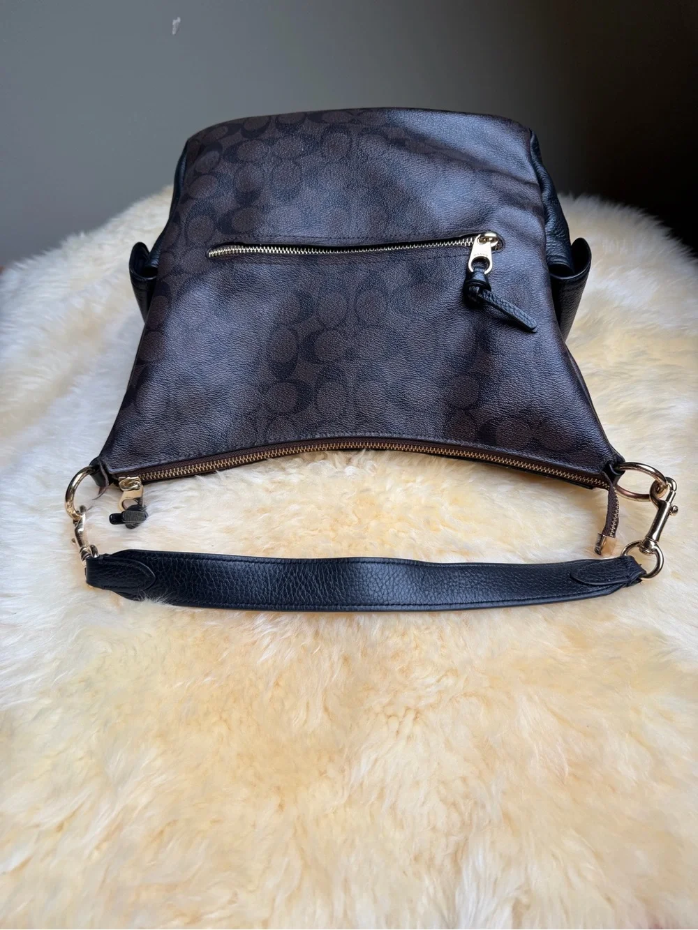 Coach Pennie Brown Signature Leather Hobo Shoulder Bag Gold Hardware Black Trim